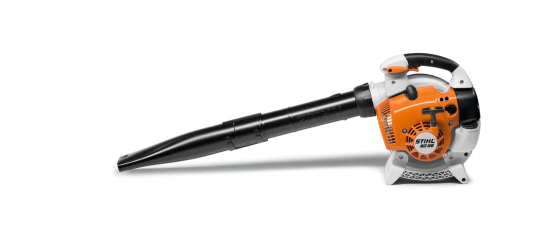 stihl-bg-86-gas-handheld-leaf-blower-27.2cc-1.jpg: STIHL BG 86 27.2cc gas-powered handheld leaf blower with round nozzle