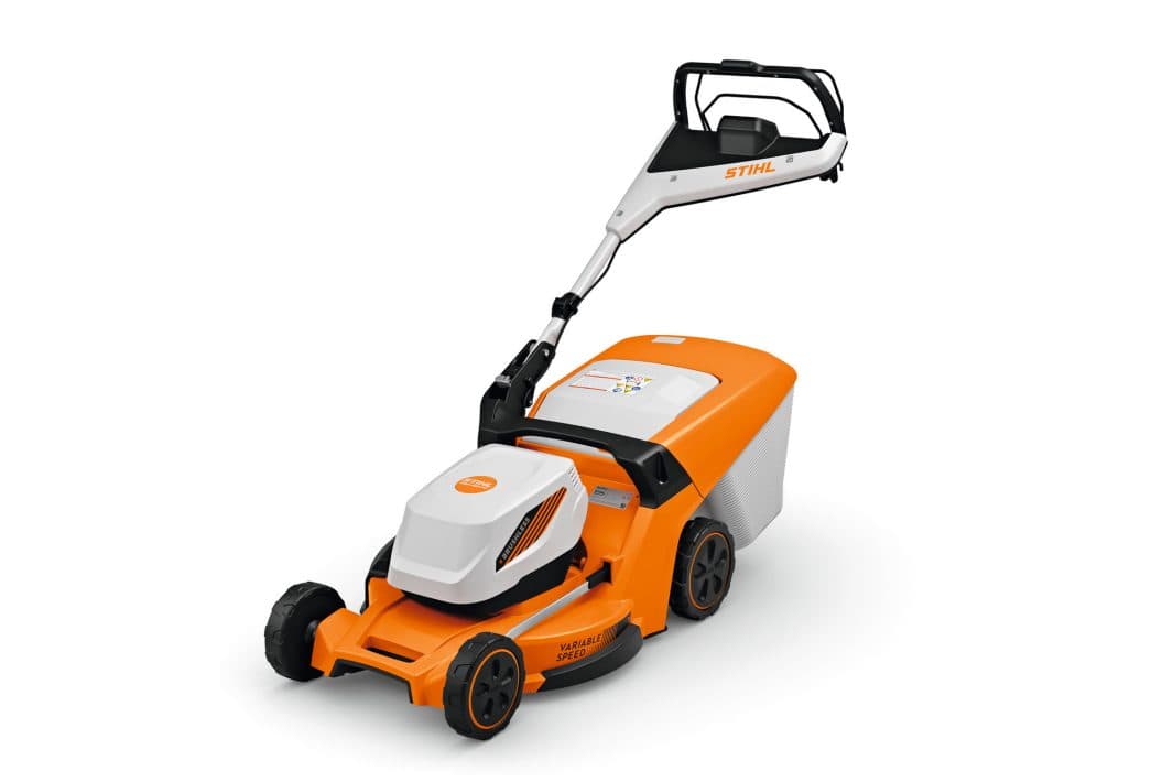 stihl-rma-453-pv-36v-self-propelled-cordless-lawn-mower-21-kit-ap-system-1.jpg: STIHL RMA 453 PV 36V cordless self-propelled lawn mower kit with AP system battery and charger